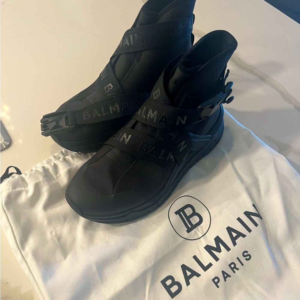 Balmain size 8